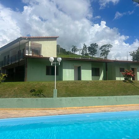 Villagio Aguas Do Jaguari Pousada Santa Isabel Exterior photo