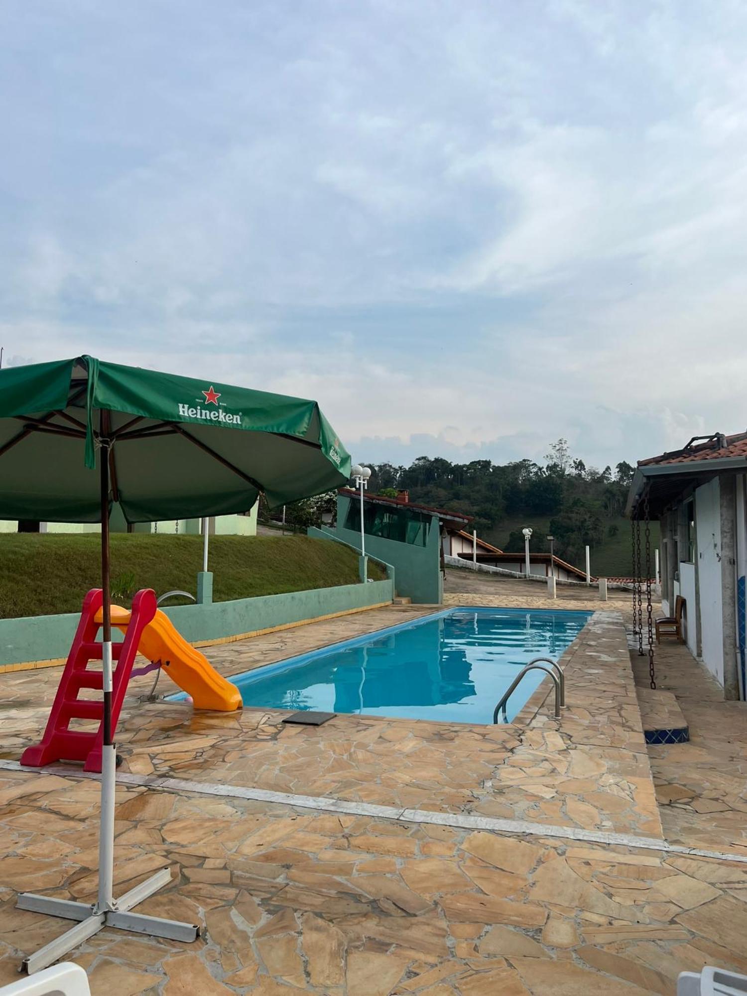 Villagio Aguas Do Jaguari Pousada Santa Isabel Exterior photo
